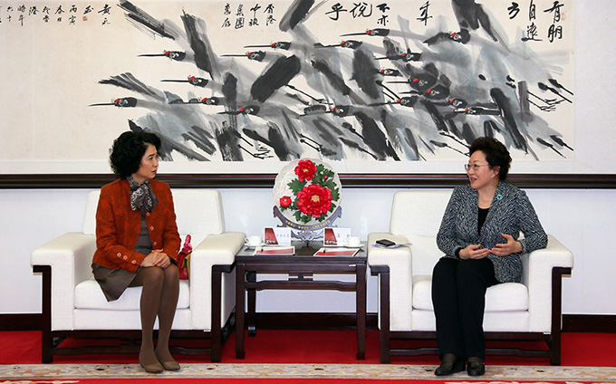 普華永道會(huì)計(jì)師事務(wù)所方黃吉雯女士一行到訪集團(tuán)（圖）