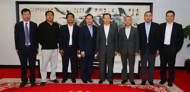 集團(tuán)張學(xué)武董事長會(huì)見寧夏回族自治區(qū)常務(wù)副主席張超超（圖）