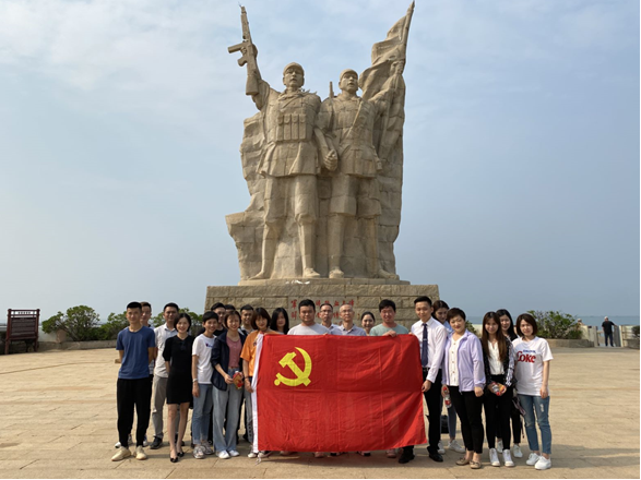 碧海丹心，邁向勝利的起點-美蘭免稅走進海南解放公園開展黨史學(xué)習(xí)教育活動